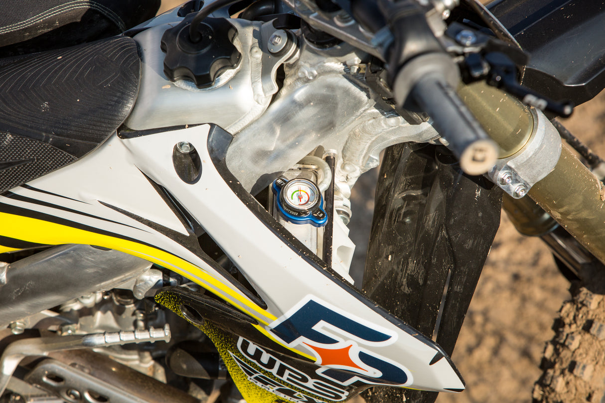 Radiator Cap W/ Temperature Gauge Japanese Models