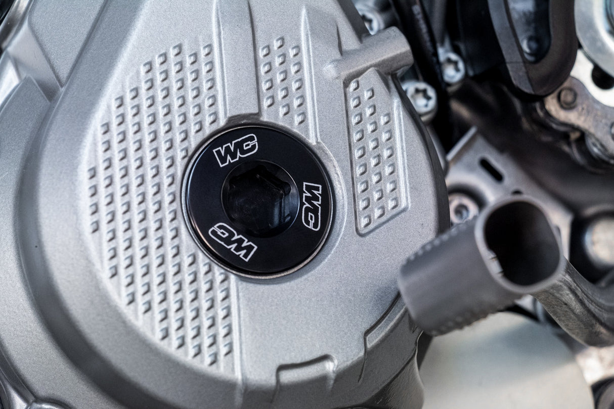 Engine Plugs Black